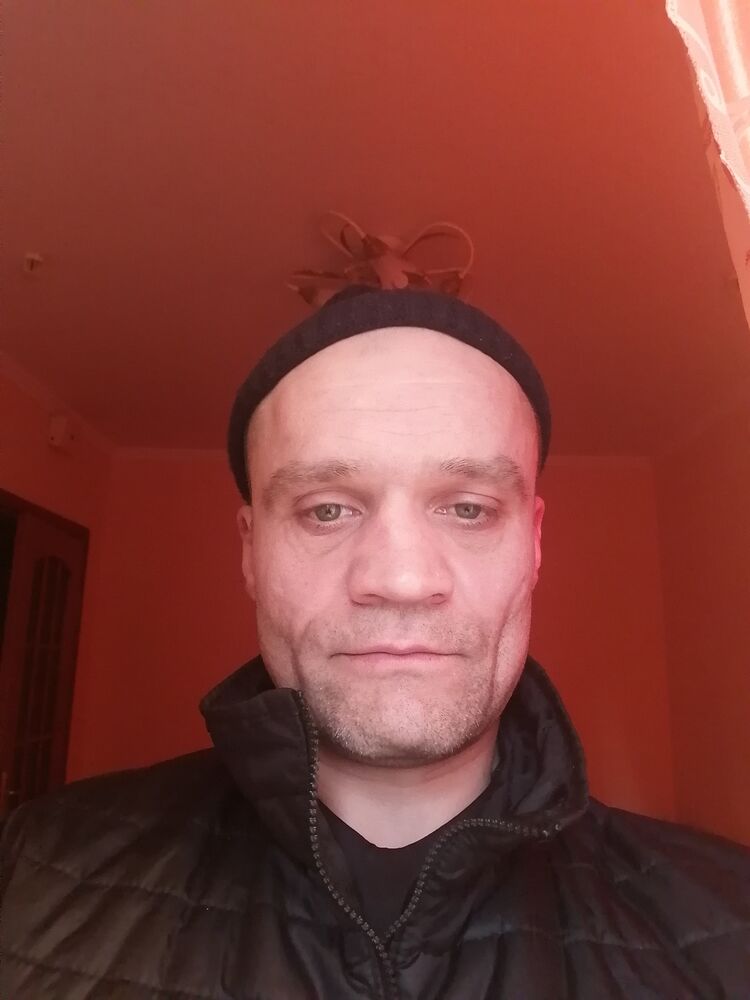 ���� 56015520 ������� Yuriu, 40 ���, ���� ���������� � ����������