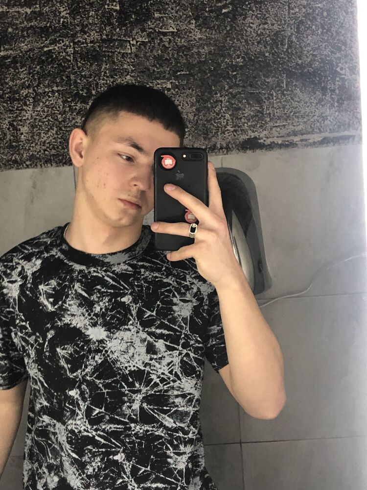  33008680  , 20 ,    