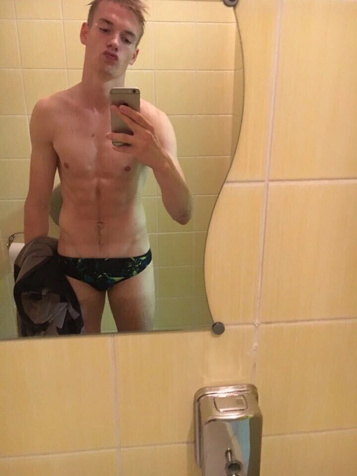  26705100  Danya, 30 ,    