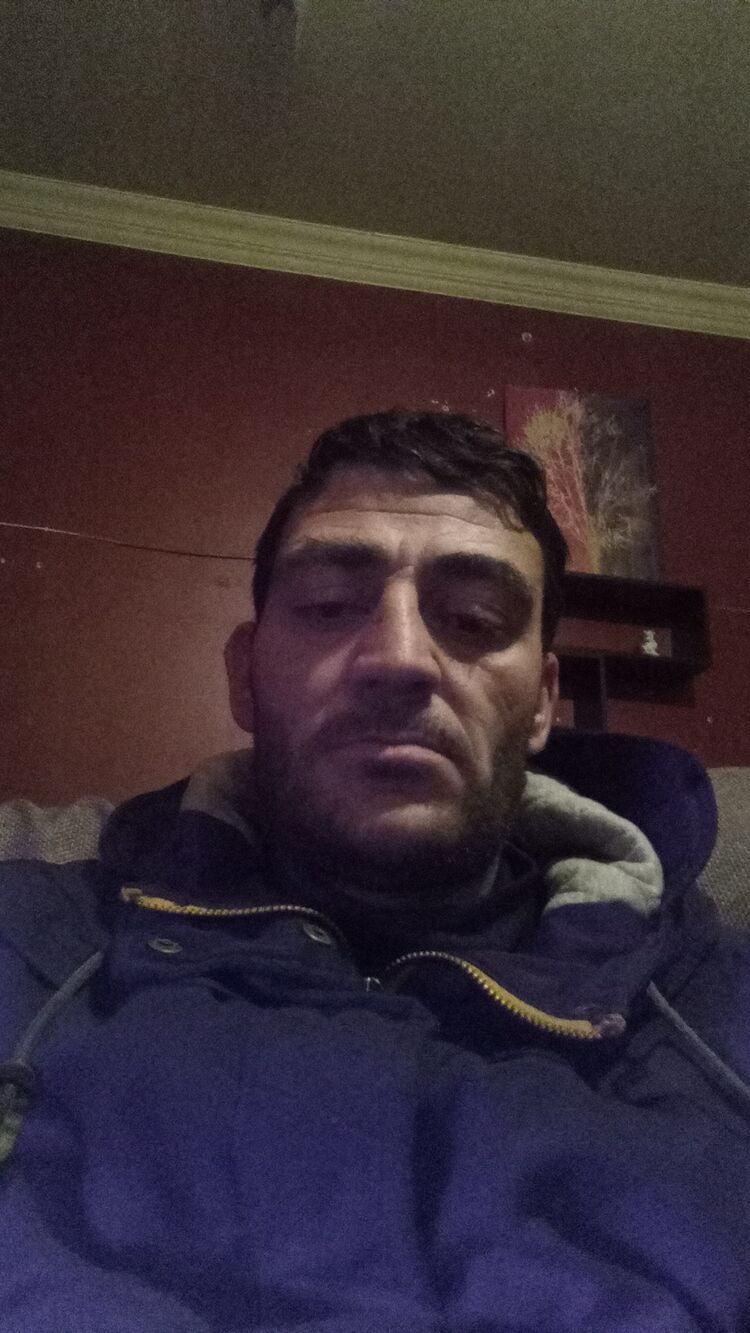  41318440  Koba, 38 ,    