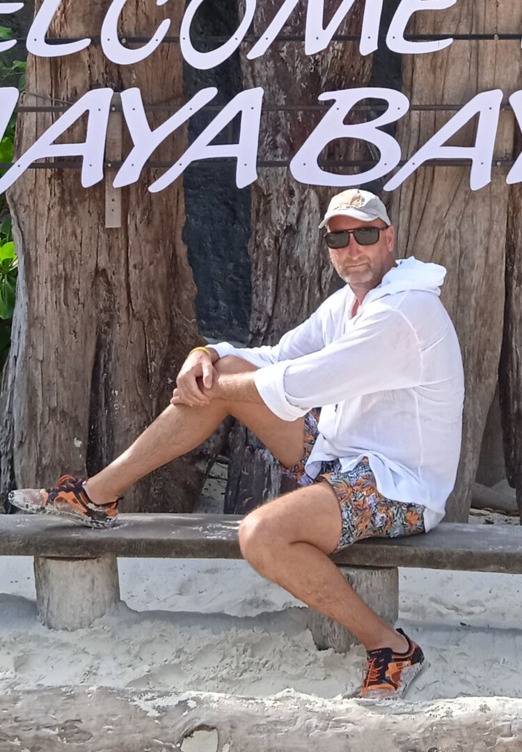  52849910  Damir, 50 ,    