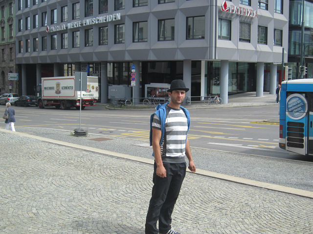  ,   Zura, 35 ,     , c 