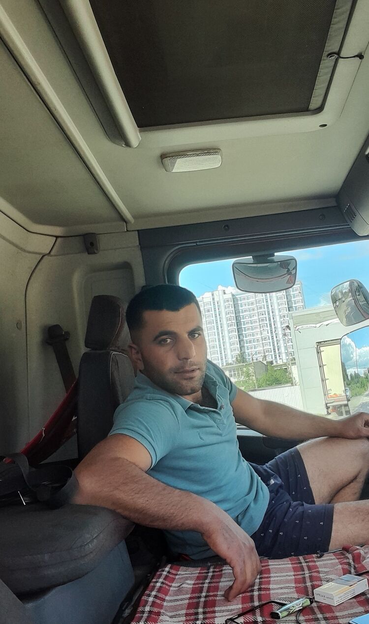  ,   Garik, 27 ,   ,   