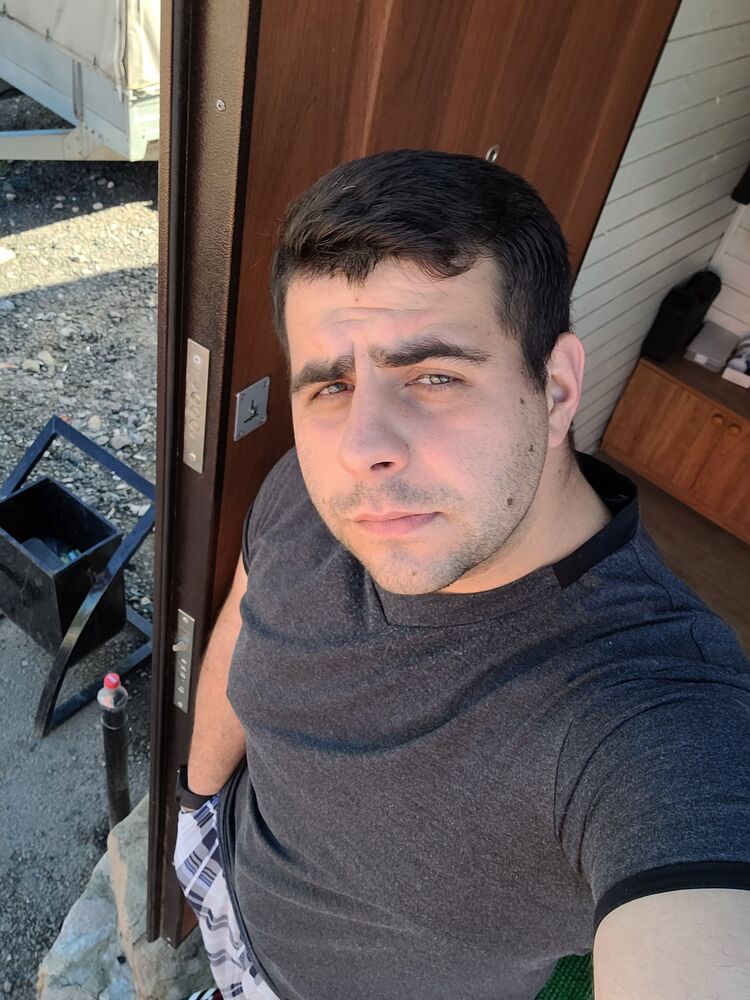  ,   Igor, 28 ,   ,   