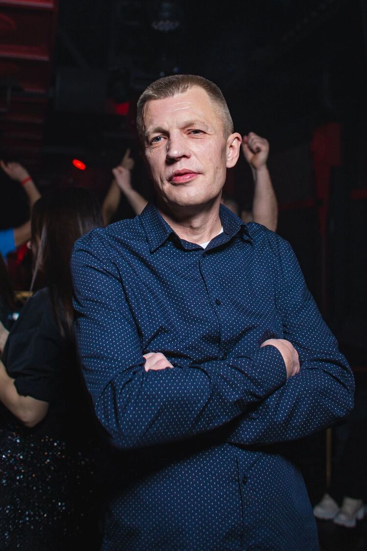  46596500  Sergey, 46 ,    