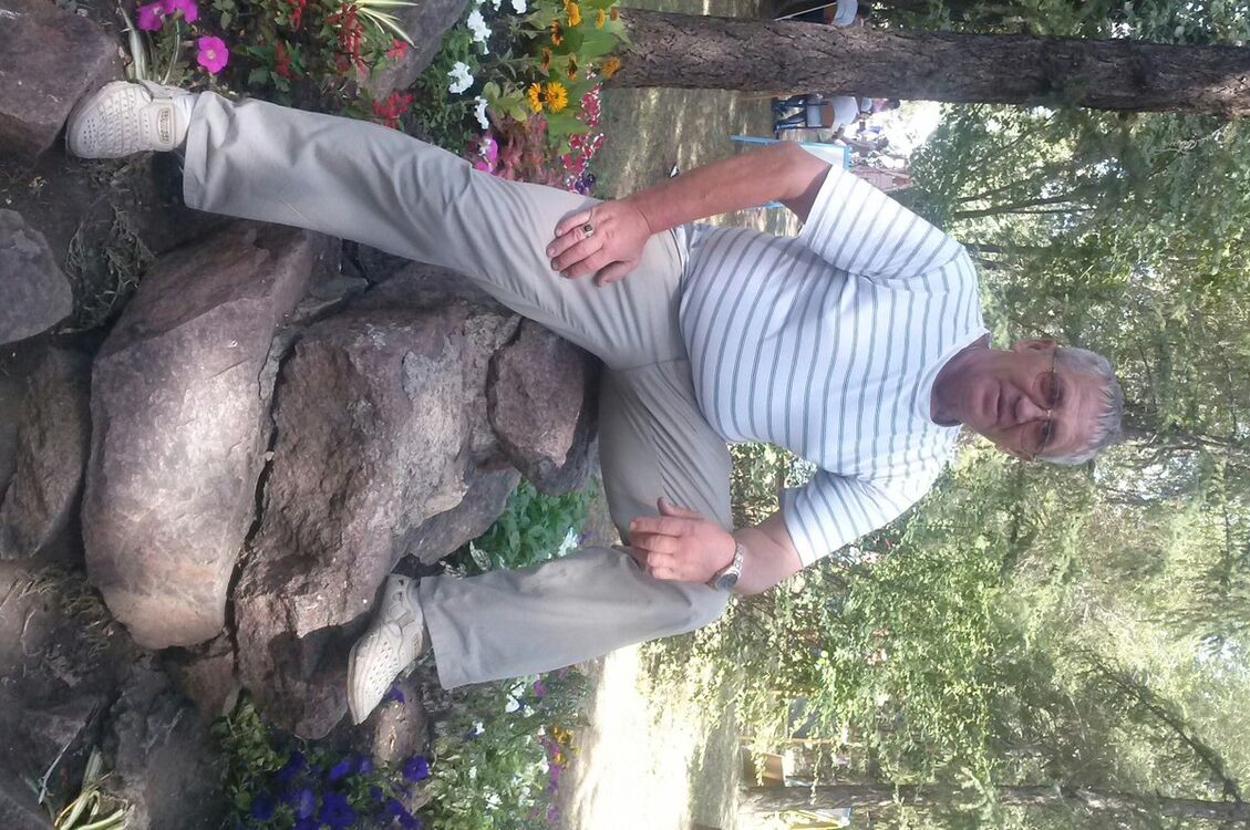  ,   Leon, 59 ,     , c 
