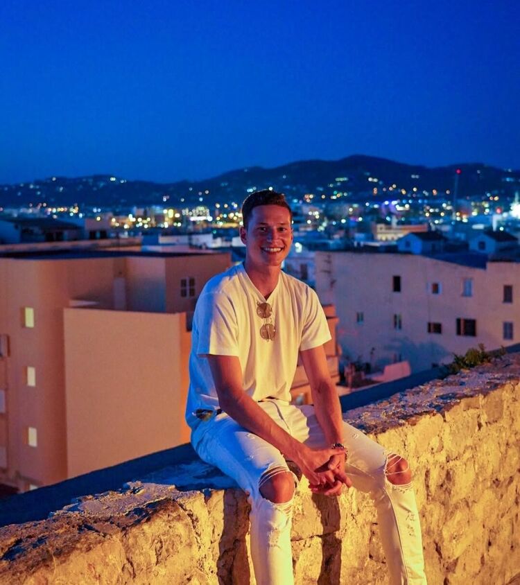 ���� 54651010 ������� Roman, 34 ����, ���� ���������� � ������������