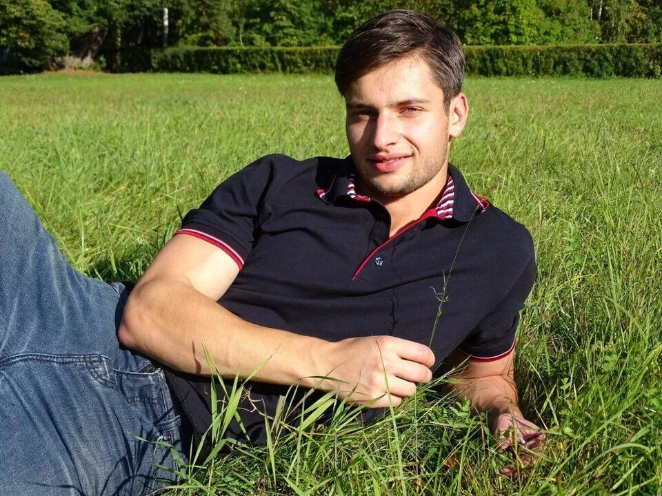  ,   , 28 ,   , 