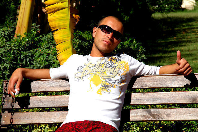  54776630  Aman, 42 ,    