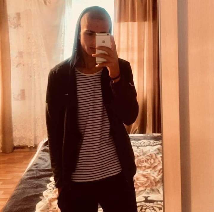  30681760  NIKA, 25 ,    