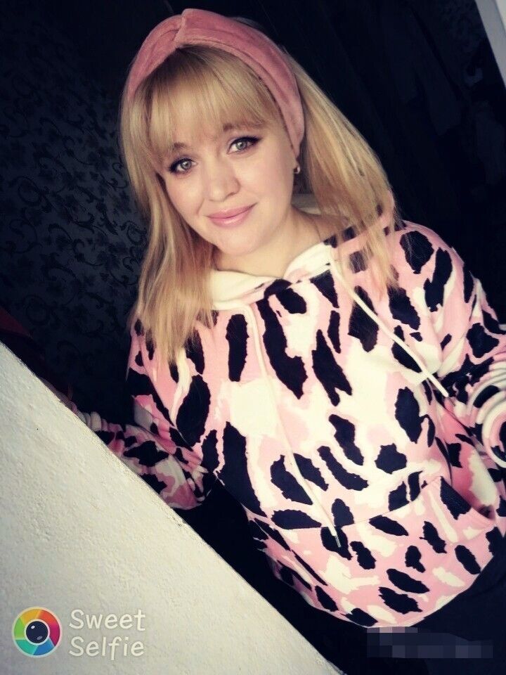  54513810  Olga, 42 ,    