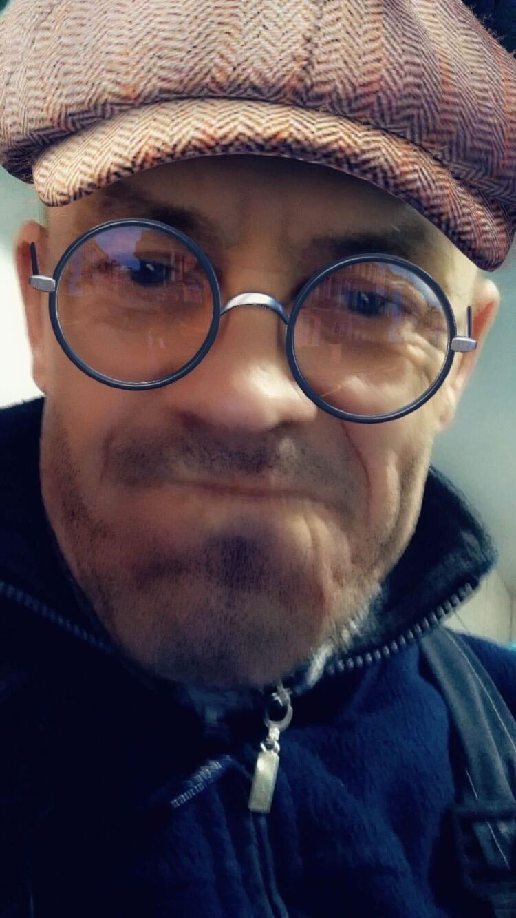  32593340  , 49 ,    