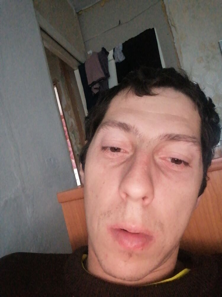  29995820  Alexey, 32 ,    