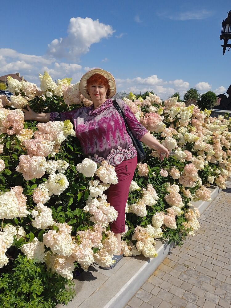  39258610  Natalya, 67 ,    