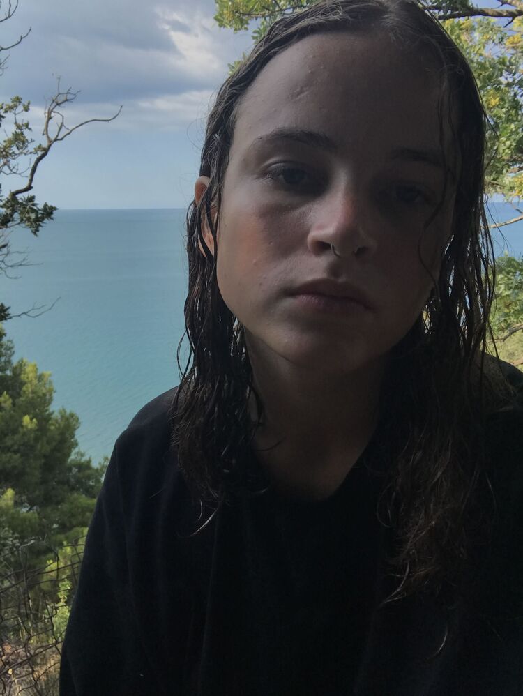  28507980  , 24 ,    