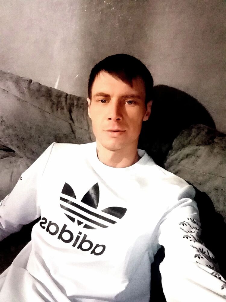  46293180  Fedor, 33 ,    -