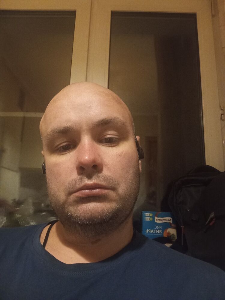  46835970  , 39 ,    