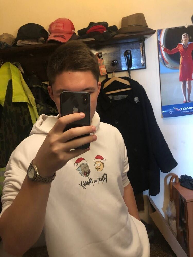  49685230  , 20 ,    
