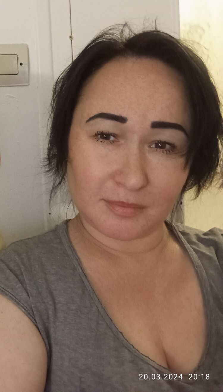  Crolles,   Tatiana, 44 ,   ,   