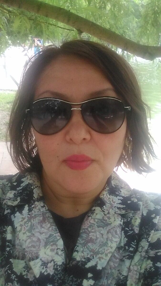  ,   Sandi, 52 ,   ,   , c 