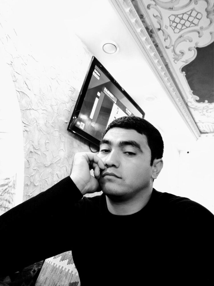  40578780  Jasur, 36 ,    