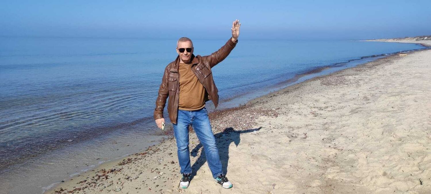  29721220  , 63 ,    -