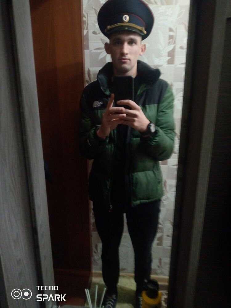  42843930  , 28 ,    