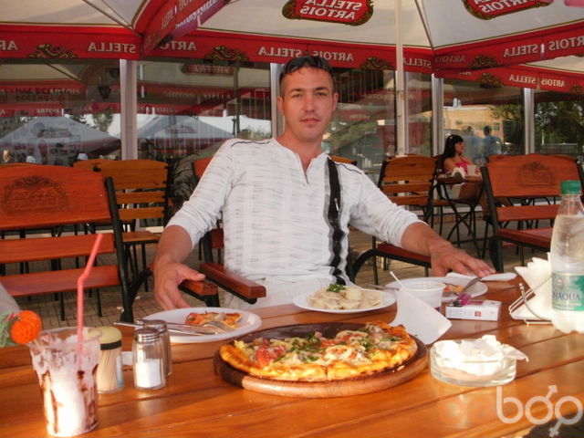  1162290  OLEG, 45 ,    