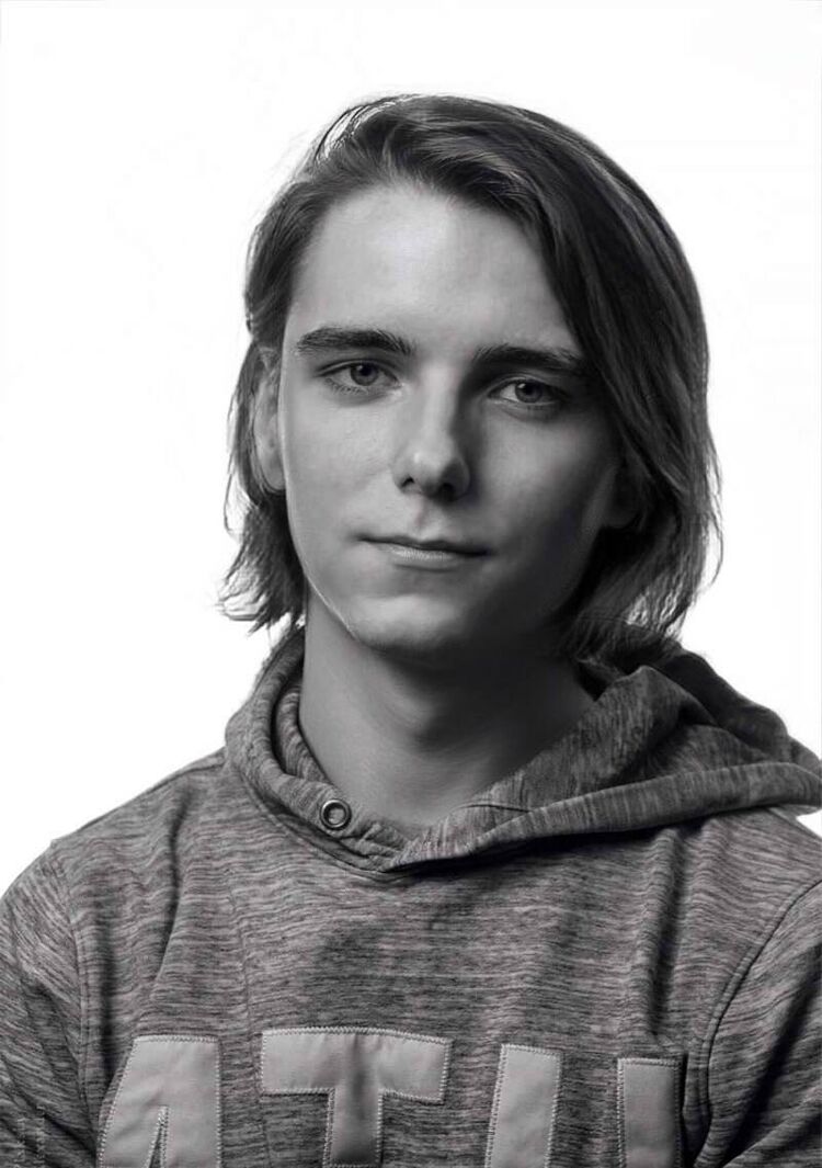 ���� 36352510 ����� ����, 21 ���, ���� ���������� � �����