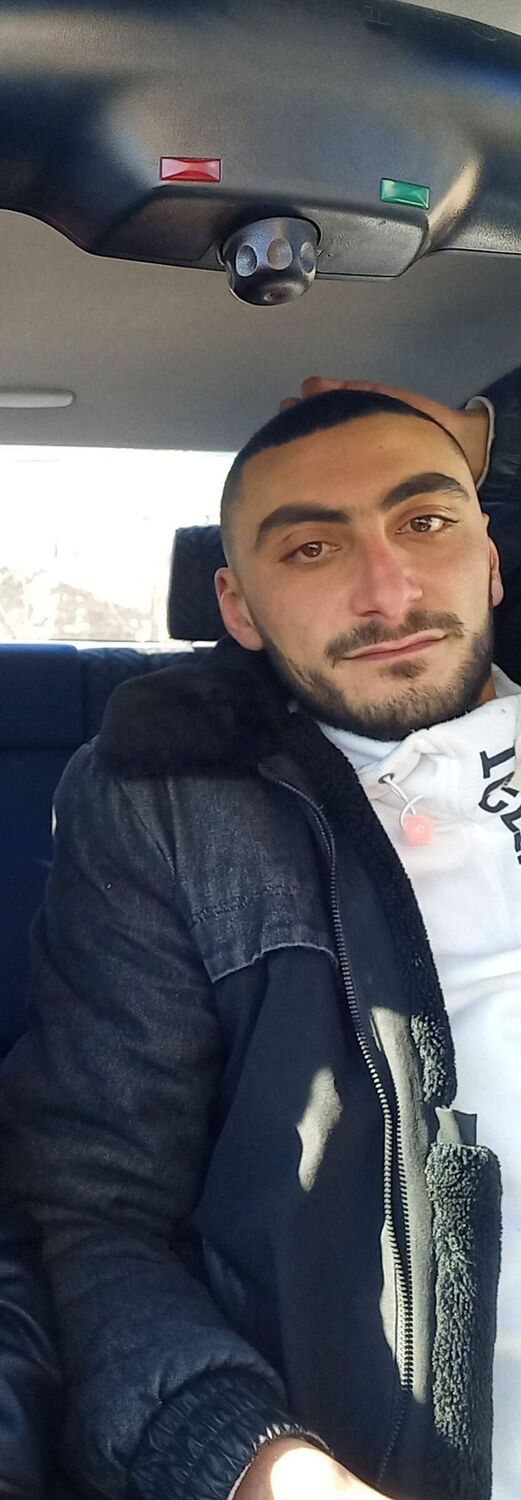  33806590  , 27 ,    