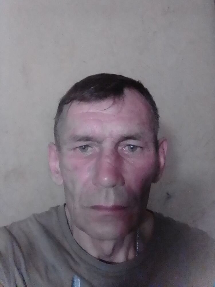  42586220  , 51 ,    
