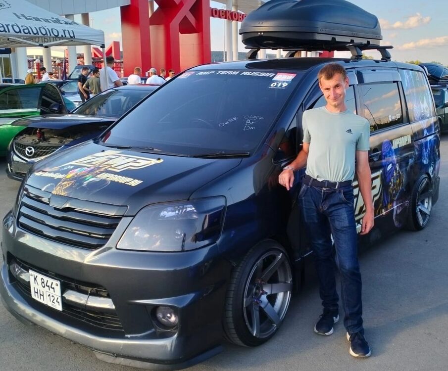  ,   Dima, 32 ,   ,   , c , 