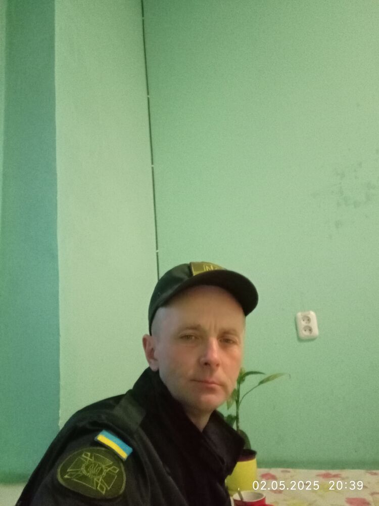  51624660  , 45 ,    