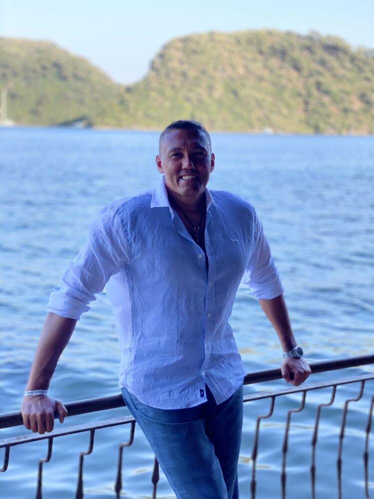  ,   ALEX, 43 ,   ,   