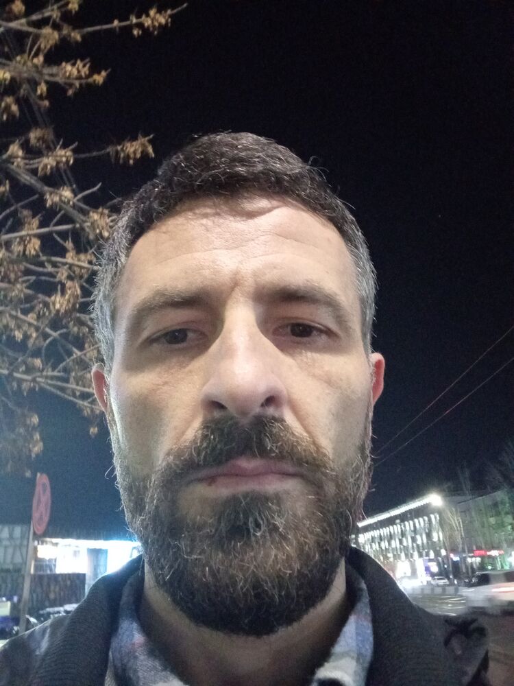  ,   Arsen, 44 ,   ,   