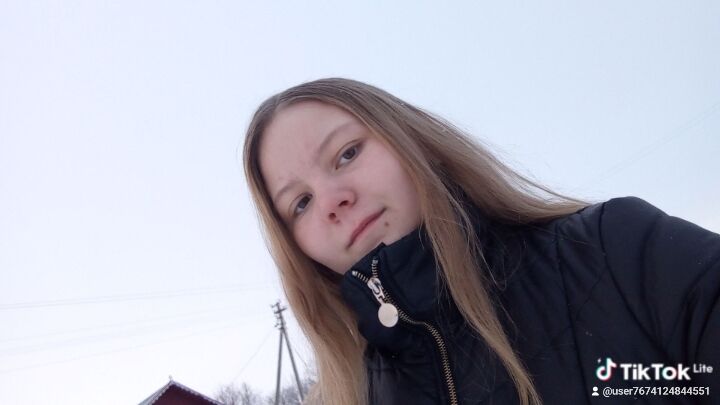  49928360  , 22 ,    