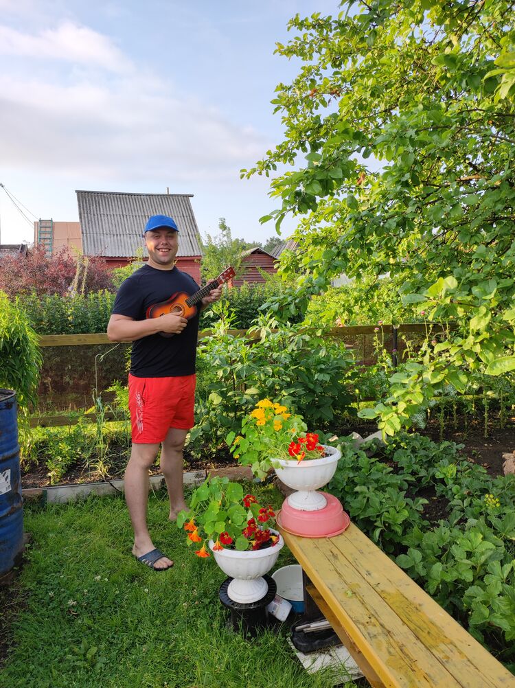  ,   Vladislav, 30 ,   ,   