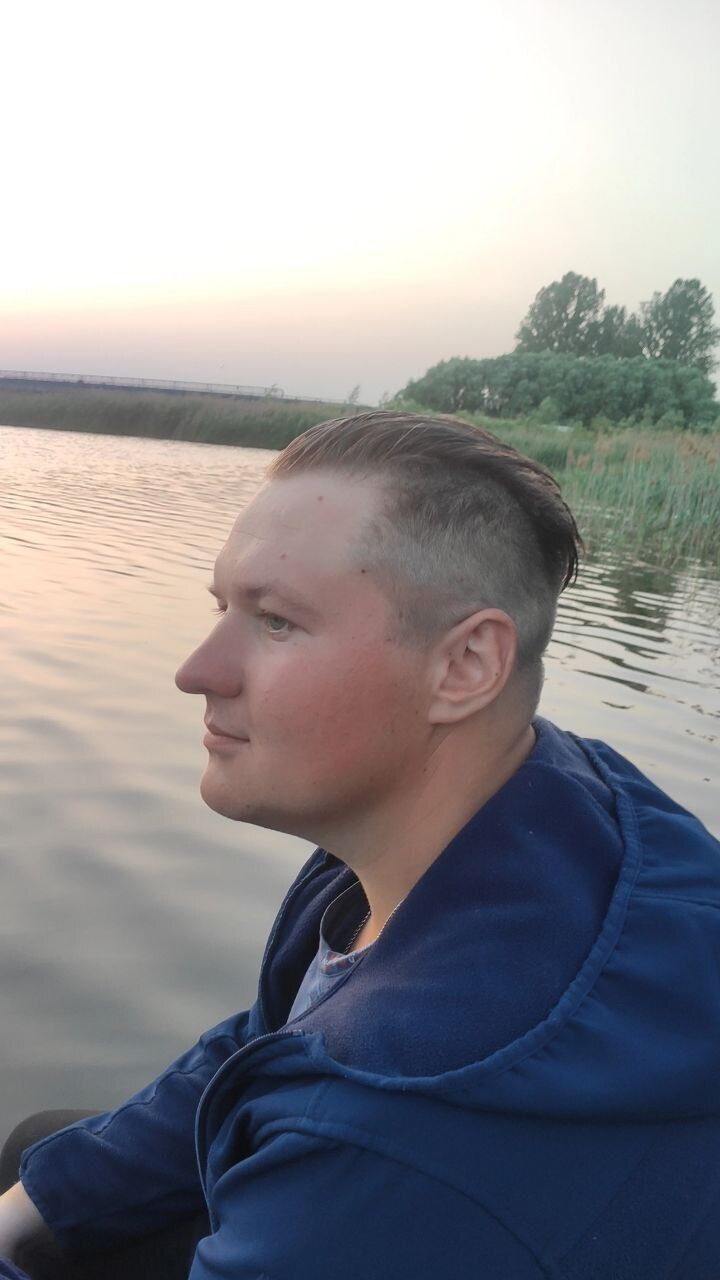  50428290  , 25 ,    