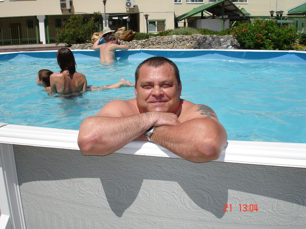  7255730  Garik, 57 ,    