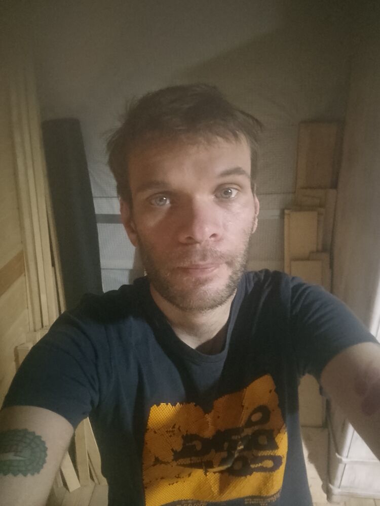  51967850  , 38 ,    