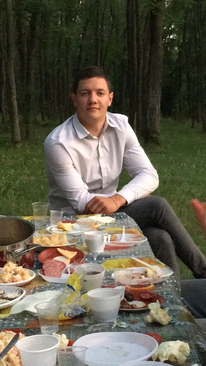 ,   Dima, 27 ,   ,   , c , 