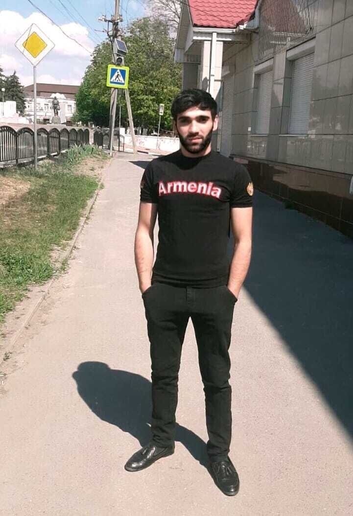  ,   Narek, 32 ,   , c 