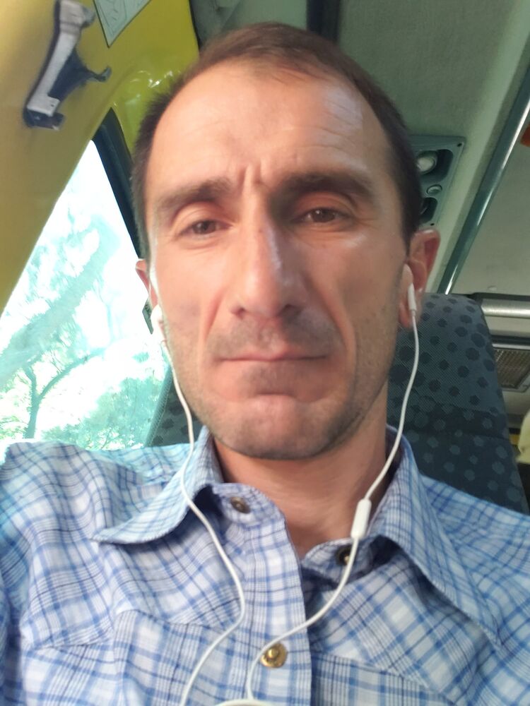  ,   Kakhaber, 47 ,   ,   