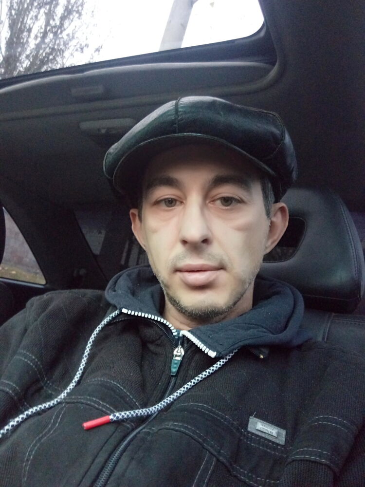 ,   Aleksey, 47 ,   c 