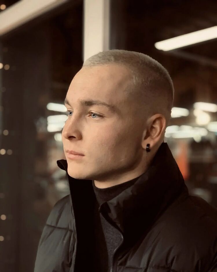 ���� 38332210 ����� ����, 23 ����, ���� ���������� � ��������