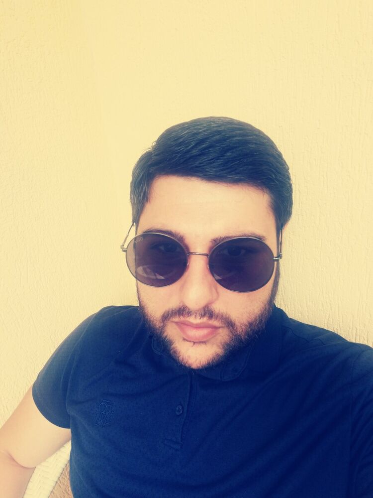  ,   Artem, 35 ,   ,   , c 