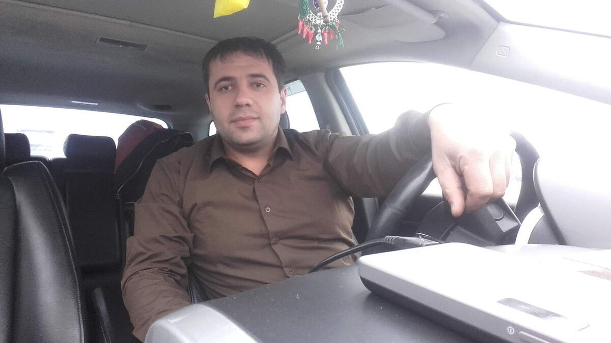  9661090  Ruslan, 36 ,    