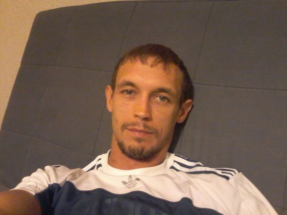 --,   , 32 ,   