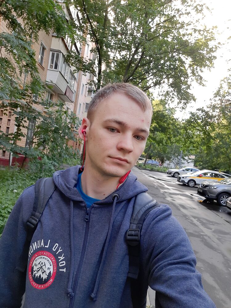  33918860  Slav, 29 ,    