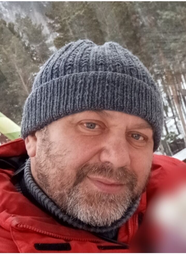  54834130  Konstantin, 56 ,    